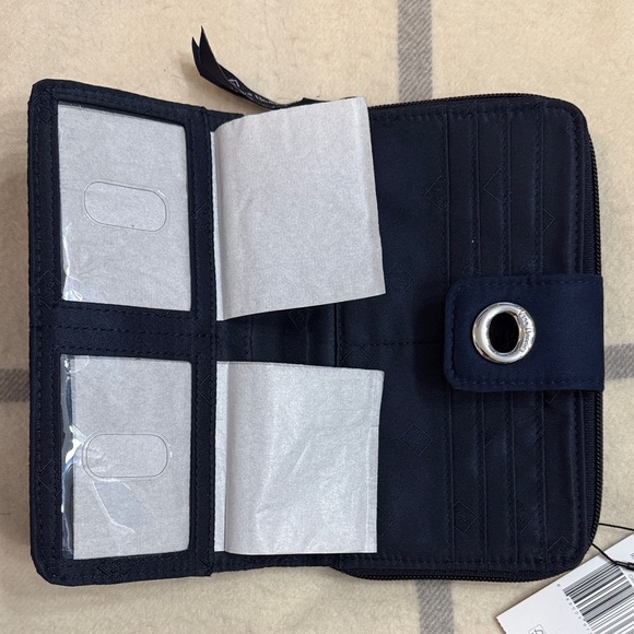 Vera Bradley Navy RFID Turnlock Quilted Wallet - Picture 6 of 12